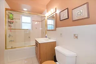 2016 Abbot Ave, Merrick, NY 11566 - Photo 21