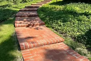 16 Mary Ln, Roslyn, NY 11548 - Photo 11