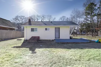 117 Fulton Avenue, Mastic, NY 11950 - Photo 15