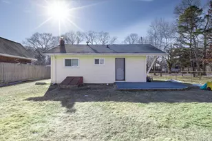 117 Fulton Ave, Mastic, NY 11950 - Photo 15