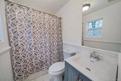 6 Denmark Court, Huntington, NY 11743 - Photo 25