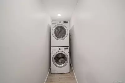 6 Denmark Court, Huntington, NY 11743 - Photo 29