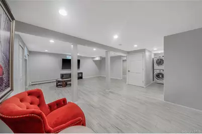 6 Denmark Court, Huntington, NY 11743 - Photo 27