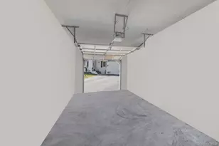 191 Village Cir W, Manorville, NY 11949 - Photo 31