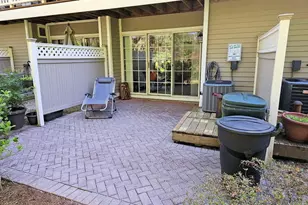 1404 Pondcrest Ln, White Plains, NY 10607 - Photo 13