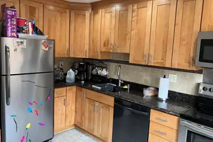 1404 Pondcrest Ln, White Plains, NY 10607 - Photo 3