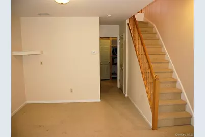 1404 Pondcrest Lane, White Plains, NY 10607 - Photo 15