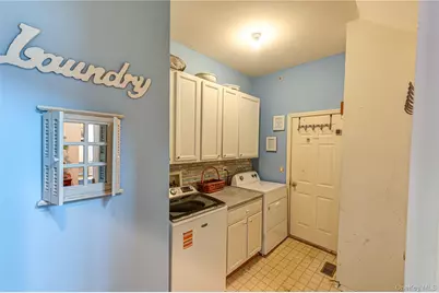 78 Cranberry Circle, Medford, NY 11763 - Photo 21