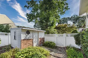 5 Gristmill Dr, Kings Park, NY 11754 - Photo 41