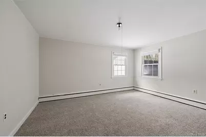 29 Squiretown Road #D, Hampton Bays, NY 11946 - Photo 15