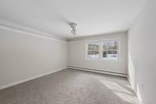 29 Squiretown Rd, Hampton Bays, NY 11946 - Photo 13