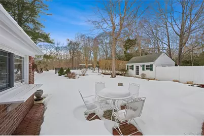 29 Squiretown Road #D, Hampton Bays, NY 11946 - Photo 19
