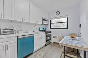 220-16 75th Ave, Oakland Gardens, NY 11364 - Photo 7