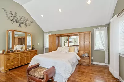 9 Defeo Court, Deer Park, NY 11729 - Photo 17