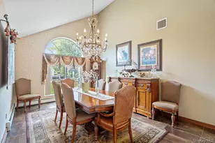 9 Defeo Ct, Deer Park, NY 11729 - Photo 11
