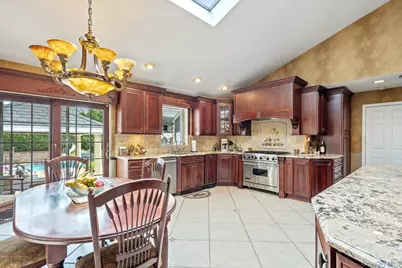 9 Defeo Court, Deer Park, NY 11729 - Photo 3