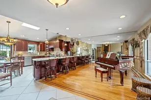 9 Defeo Ct, Deer Park, NY 11729 - Photo 9