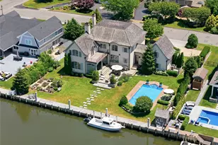 7 Sexton Dr, West Islip, NY 11795 - Photo 3