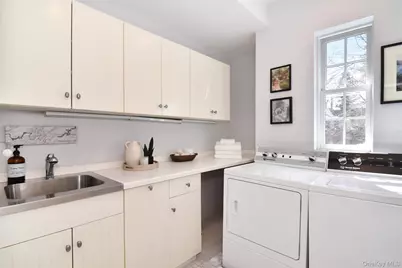 18 Barney Park, Irvington, NY 10533 - Photo 37