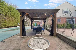 34-08 210th St, Bayside, NY 11361 - Photo 41