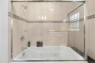 34-08 210th St, Bayside, NY 11361 - Photo 33