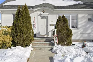 59 Homecrest Ct, Oceanside, NY 11572 - Photo 5