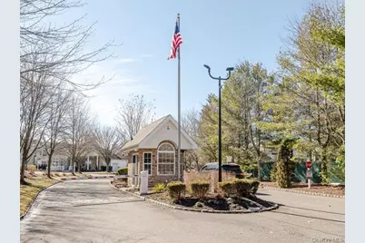 29 Snowdance Lane, Nesconset, NY 11767 - Photo 19