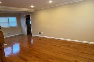 25 Woodhollow Rd, Albertson, NY 11507 - Photo 5