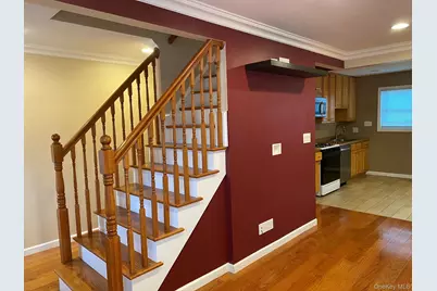 25 Woodhollow Road, Albertson, NY 11507 - Photo 3