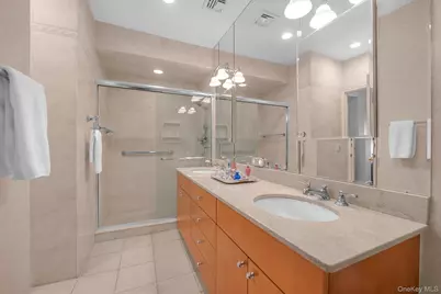 1 Kensington Gate #PH 11, Great Neck, NY 11021 - Photo 13