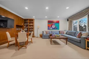 1 Kensington Gate, Great Neck, NY 11021 - Photo 5