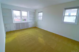 29-52 172nd St, Flushing, NY 11358 - Photo 15