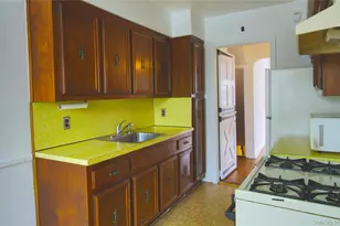 29-52 172nd St, Flushing, NY 11358 - Photo 7