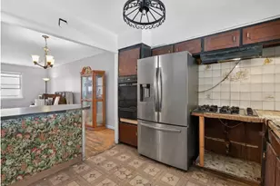 1043 Hendrix St, Brooklyn, NY 11207 - Photo 9