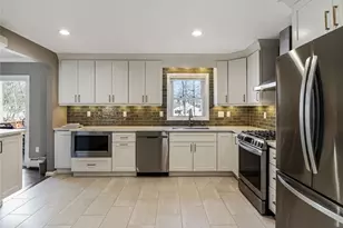 11 Foxburn St, New City, NY 10956 - Photo 7