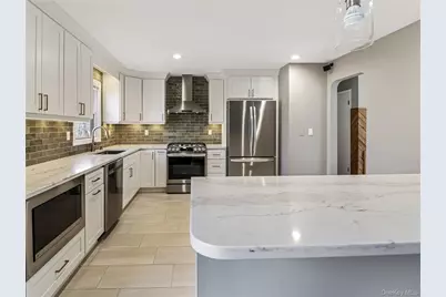 11 Foxburn Street, New City, NY 10956 - Photo 13