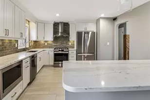 11 Foxburn St, New City, NY 10956 - Photo 13