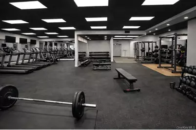 207 Lawrence Avenue, Inwood, NY 11096 - Photo 3