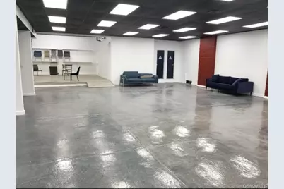 207 Lawrence Avenue, Inwood, NY 11096 - Photo 5