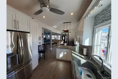 65 New Hampshire Street, Long Beach, NY 11561 - Photo 9