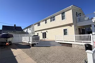 65 New Hampshire St, Long Beach, NY 11561 - Photo 3