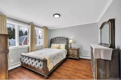 54 Abbot Lane, Hicksville, NY 11801 - Photo 37