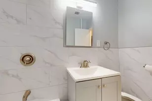 66-15 Thornton Pl, Rego Park, NY 11374 - Photo 23