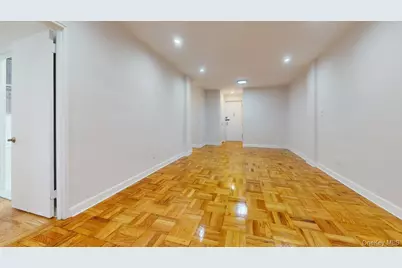 66-15 Thornton Place #L4, Rego Park, NY 11374 - Photo 11