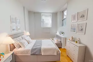 66-15 Thornton Pl, Rego Park, NY 11374 - Photo 17