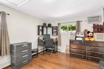 93 Hearth Lane, Westbury, NY 11590 - Photo 17