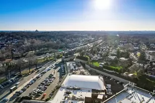 54-44 Little Neck Pkwy, Little Neck, NY 11362 - Photo 3