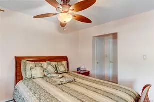 54-44 Little Neck Pkwy, Little Neck, NY 11362 - Photo 17