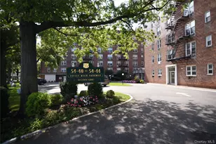 54-44 Little Neck Pkwy, Little Neck, NY 11362 - Photo 25