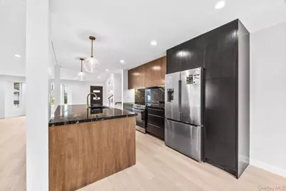 5 Warren Place, Plainview, NY 11803 - Photo 7